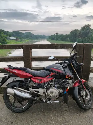 বাজাজ পালসার ১৫০ ২০১৫ কালো