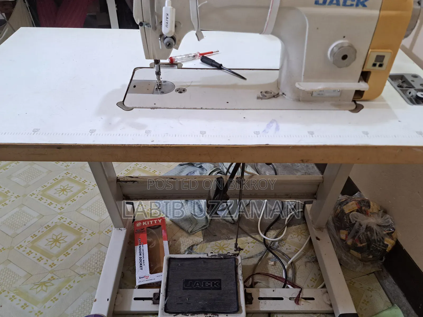 Jack Sewing Machine