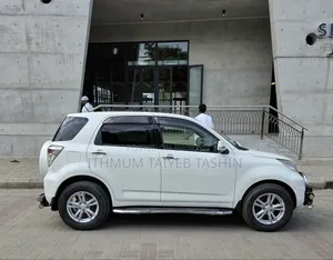 Toyota Rush 2012 White