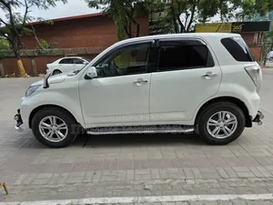 Toyota Rush 2012 White