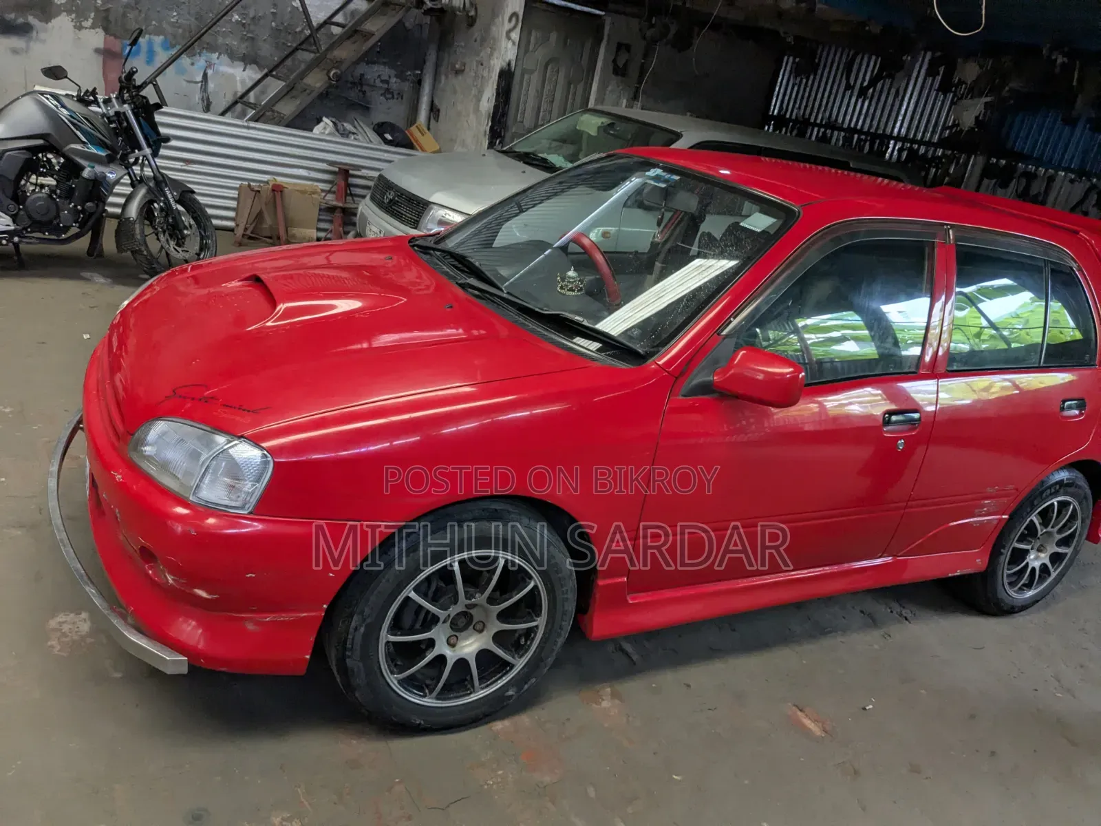 Toyota Starlet 1999 Red
