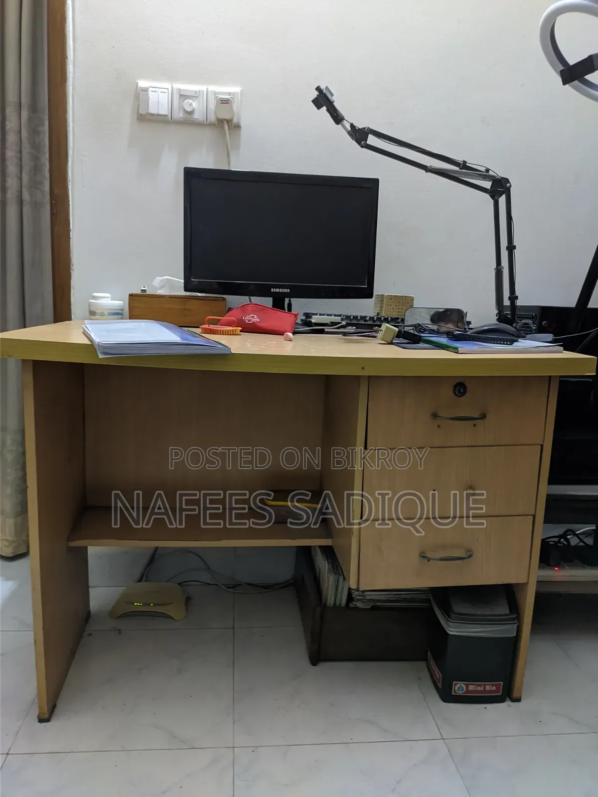 Used 3-Drawer Study Table