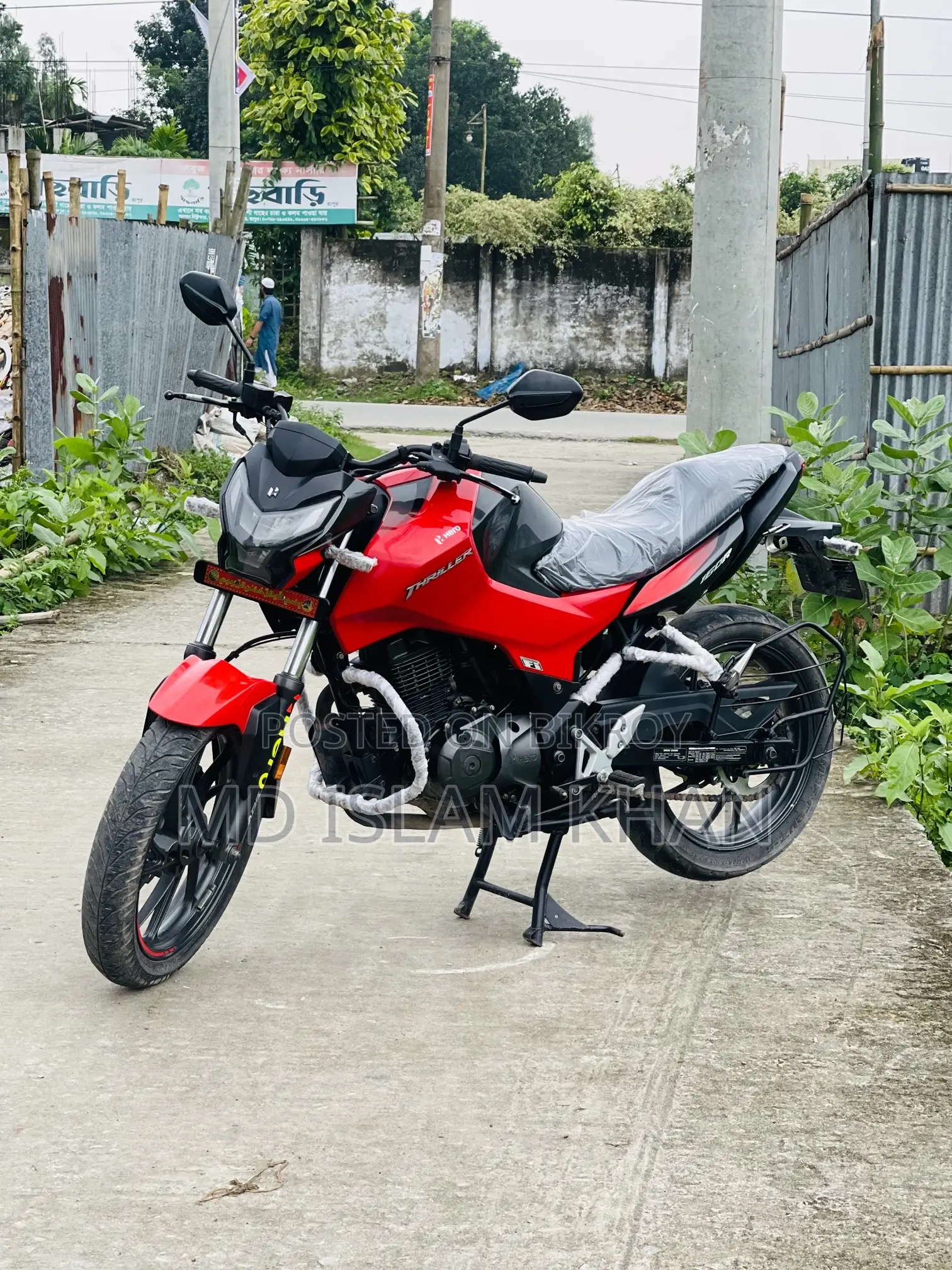Hero Thriller 160R 2021 Black