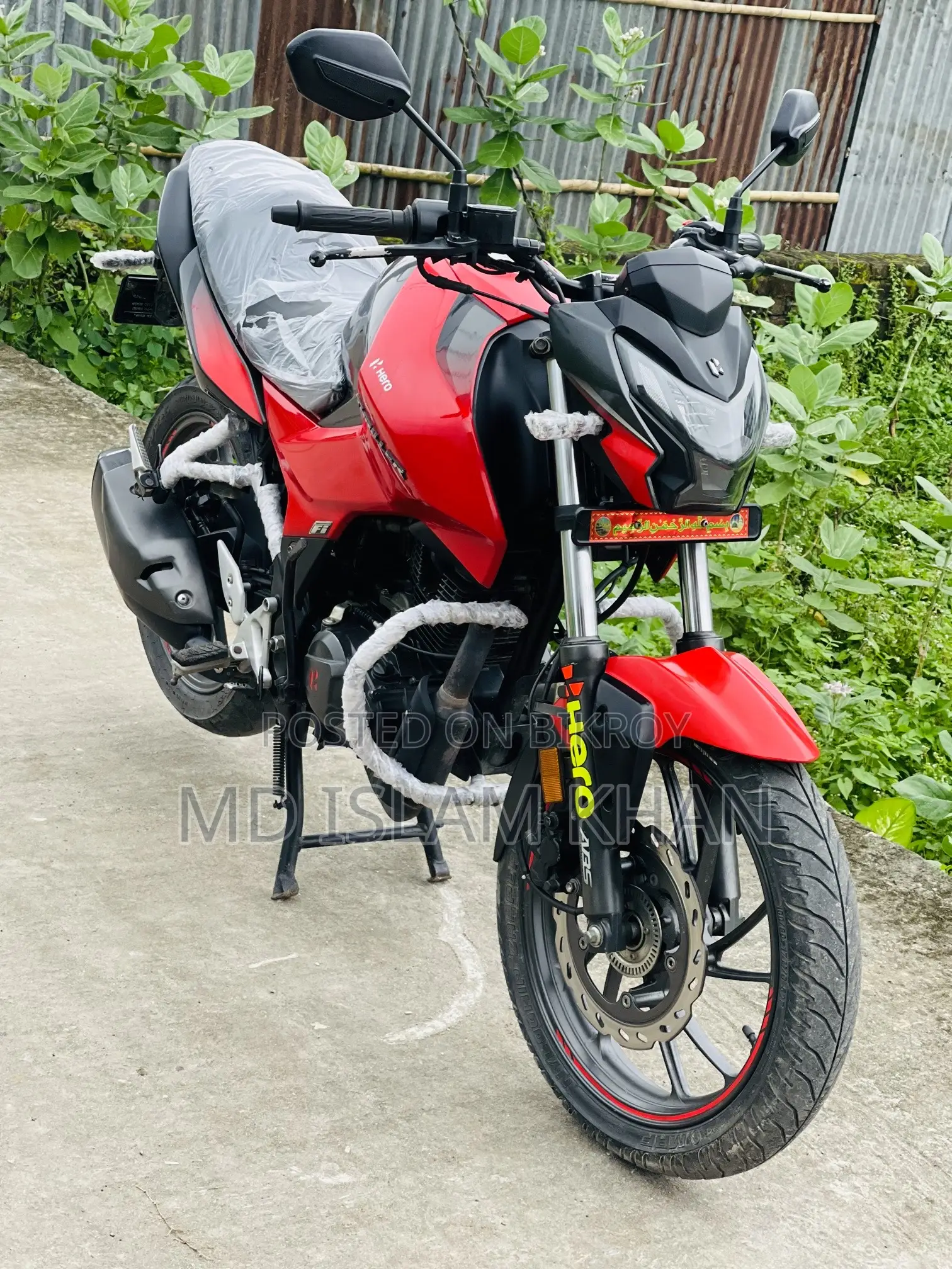 Hero Thriller 160R 2021 Black