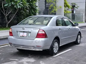 Toyota Corolla 2005 Silver