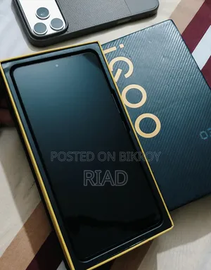 iQOO 128 GB Black