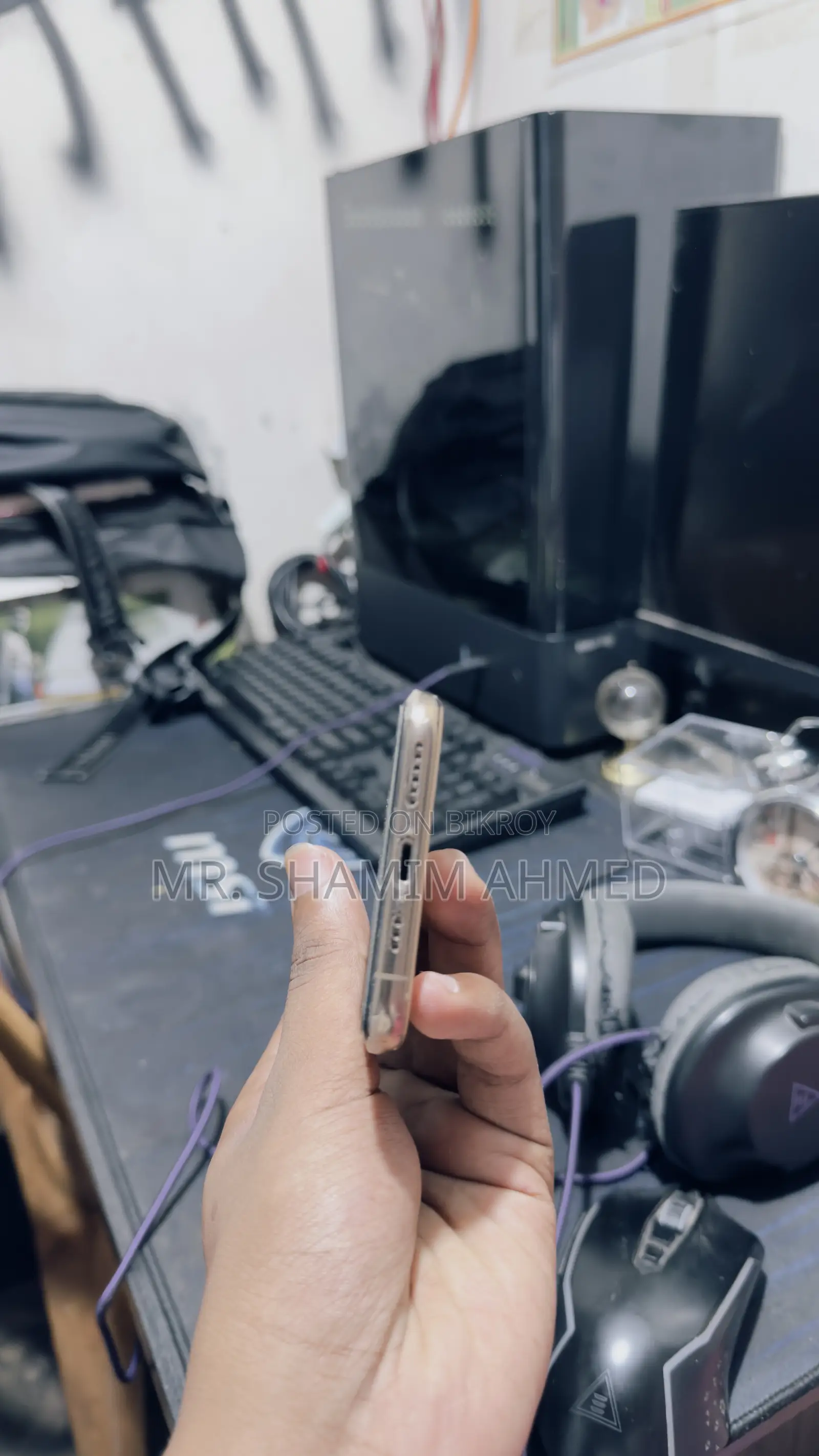 অ্যাপল আইফোন ১১ প্রো ২৫৬ জিবি রোজ গোল্ড