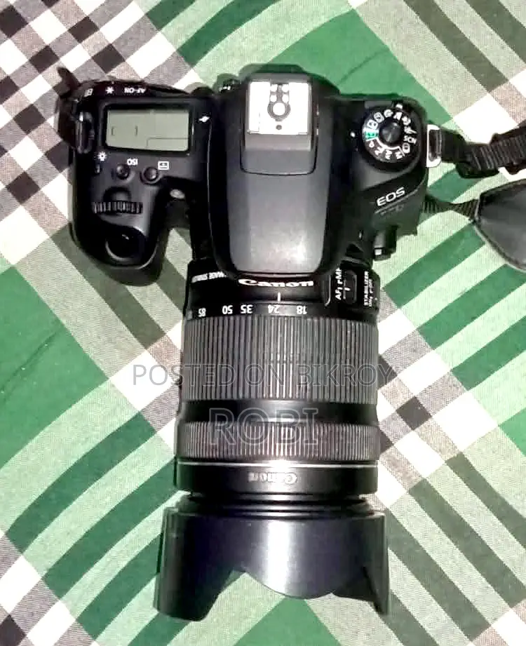 DSLR Camera Eos 77d