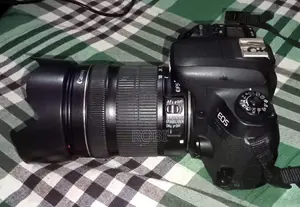 DSLR Camera Eos 77d