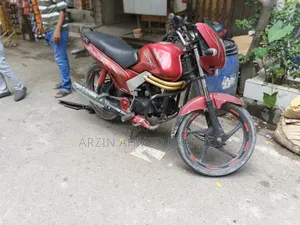 Mahindra Centuro 2014 Red