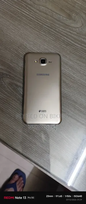 Samsung Galaxy J7 16 GB Gold