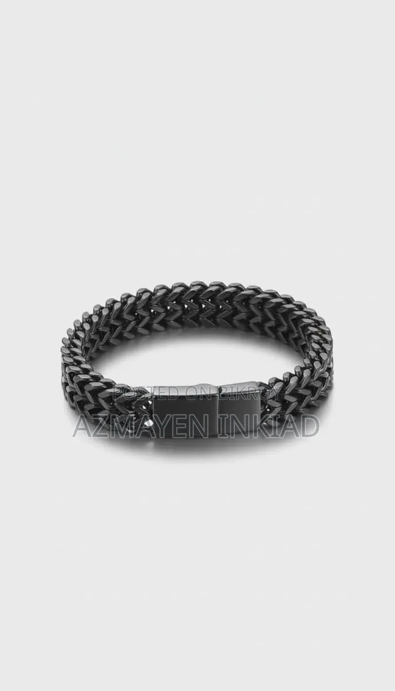Dijanes Men's Mesh Strap Quartz Watch.