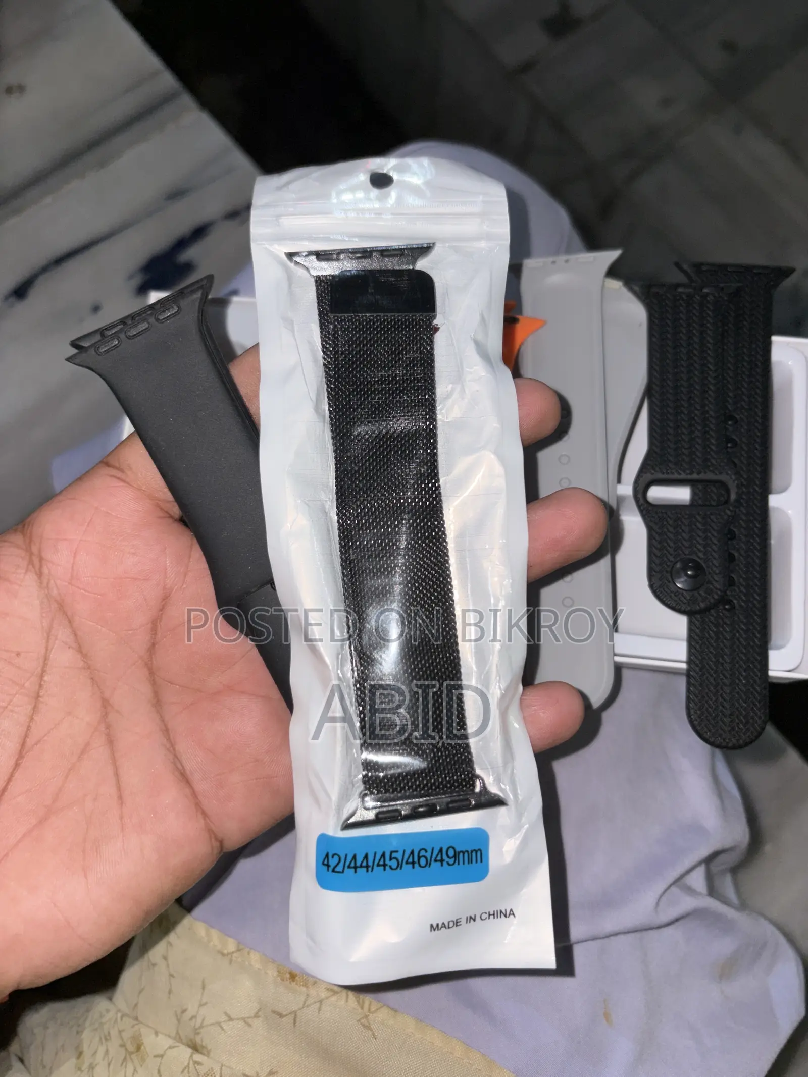 Kw68 Mini Smart Watch 3+1