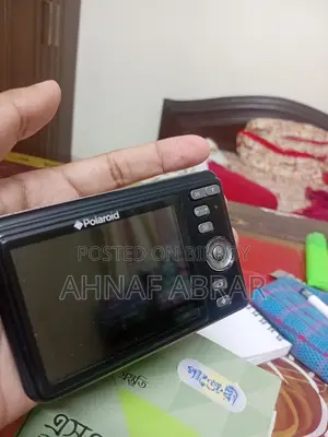 পোলারয়েড আই১০৩৫ ক্যামেরা
