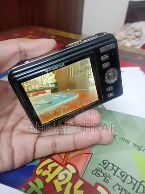 পোলারয়েড আই১০৩৫ ক্যামেরা
