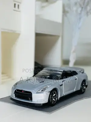 Nissan Gt-R 35. Tomica 1/64 Scale. New Condition. Delivery Not Possible