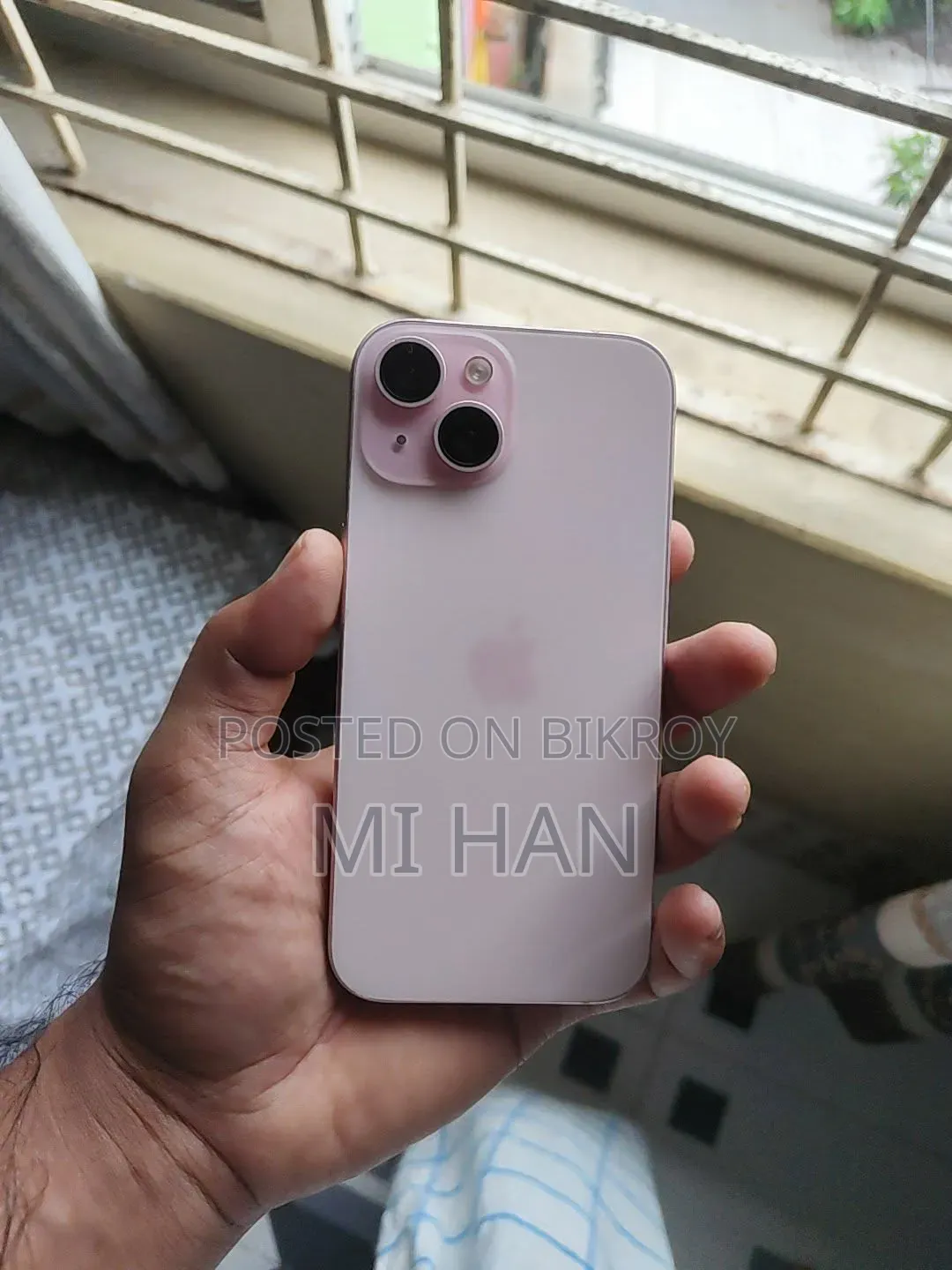 Apple iPhone 15 128 GB Pink