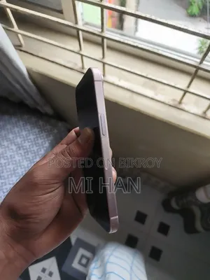 Apple iPhone 15 128 GB Pink