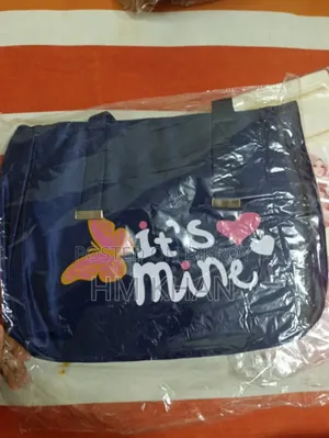 Synthetic Fabric Carry Bag