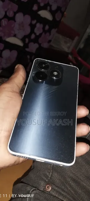 টেকনো স্পার্ক গো ৬৪ জিবি সাদা