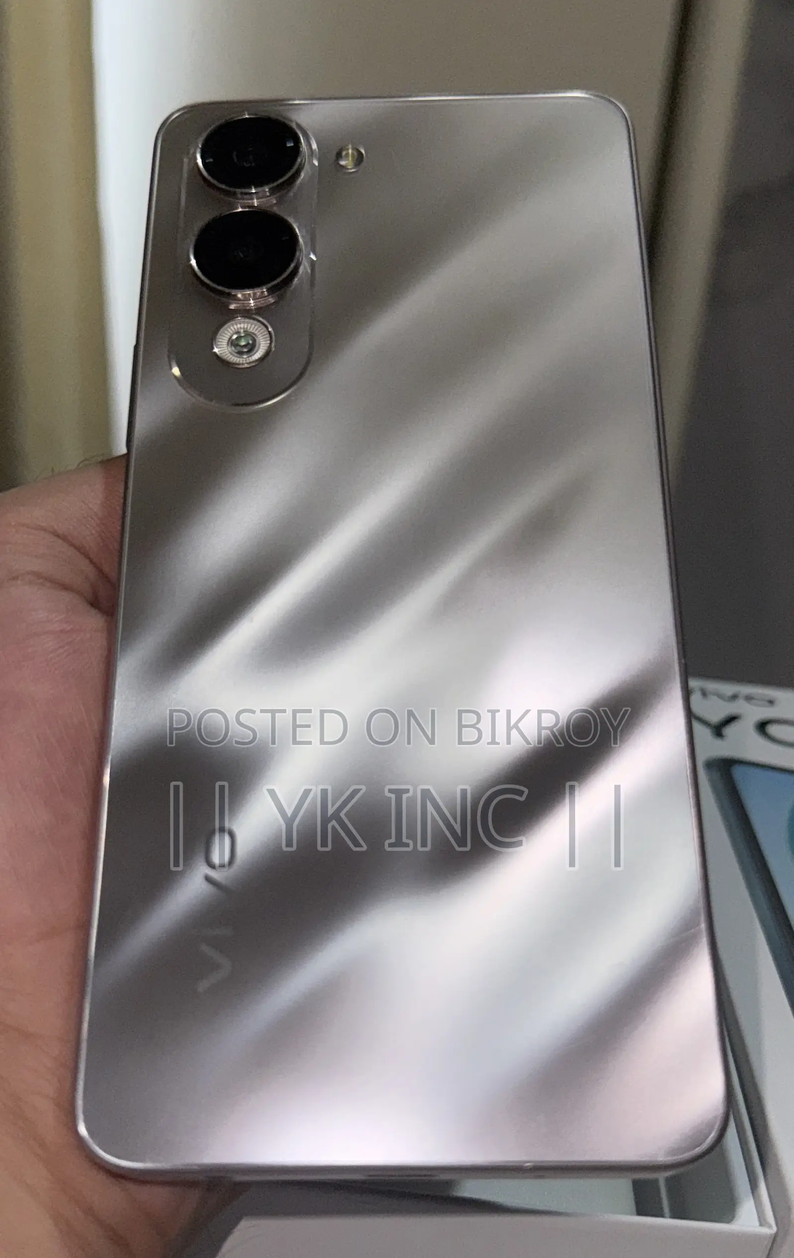 Vivo Y04 ৬৪ জিবি গোল্ড