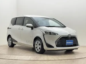 Toyota Sienta 2021 Pearl