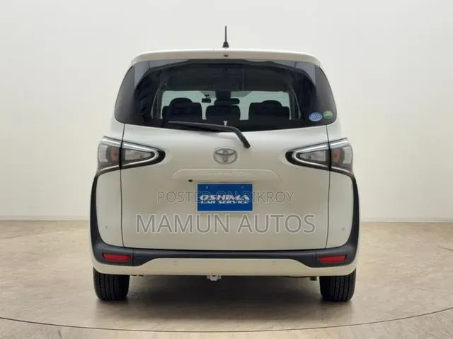 Toyota Sienta 2021 Pearl