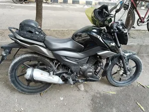 TVS Raider 125 2022 Black