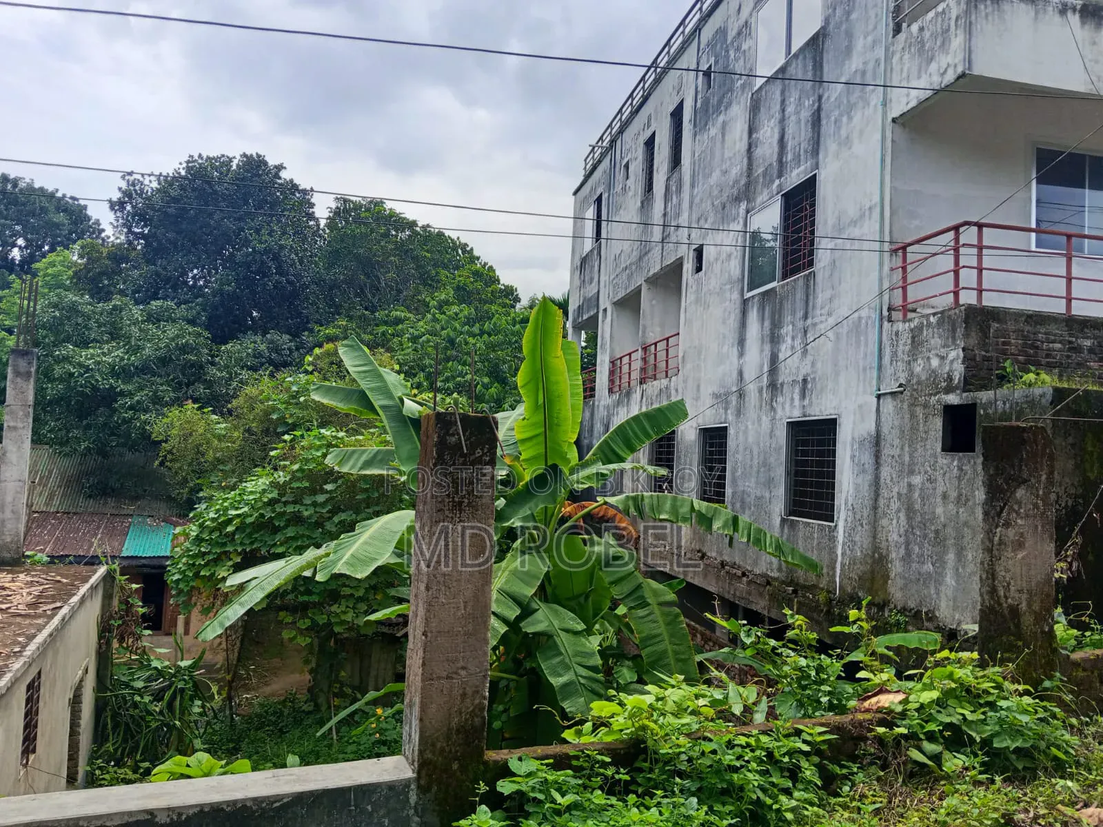 ১৮ শতক জমি ও বাড়ি বিক্রয়, বাড়ি সরকার
