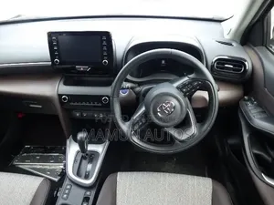 Toyota Yaris Cross Z ADVENTURE PEARL 2022