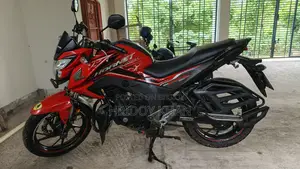 হোন্ডা হর্নেট ২০২০ লাল