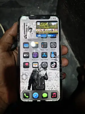 অ্যাপল আইফোন এক্সএস ২৫৬ জিবি সাদা
