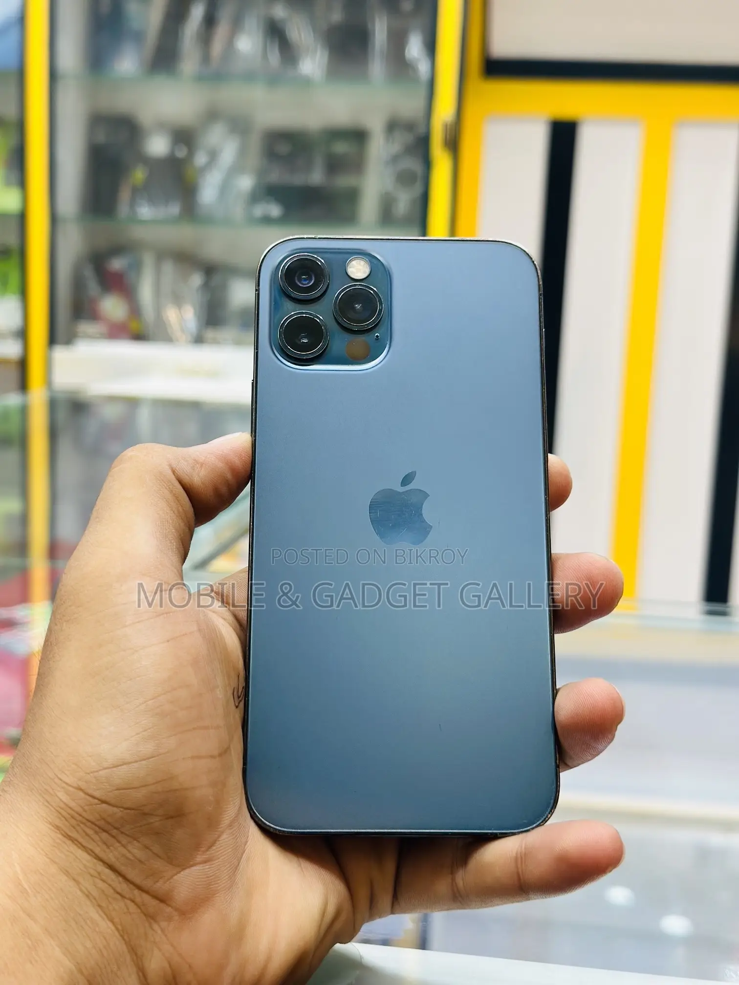 অ্যাপল আইফোন ১২ প্রো ২৫৬ জিবি নীল