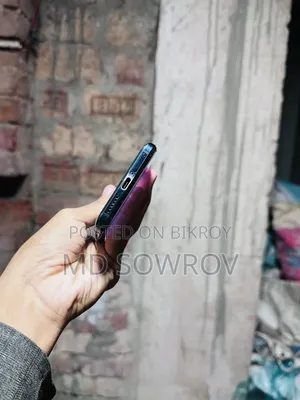 iQOO 128 GB
