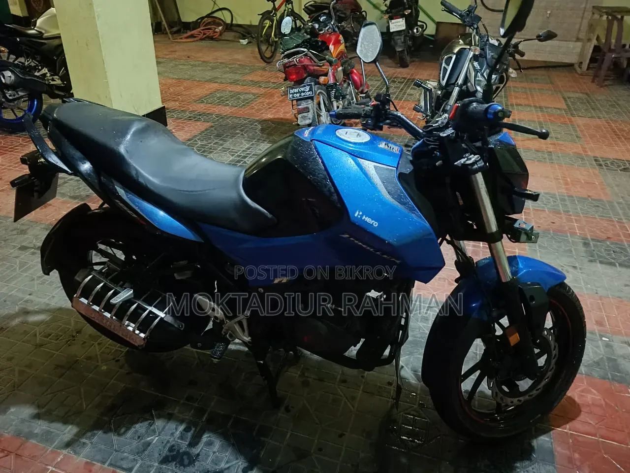 Hero Thriller 160R 2022 Blue