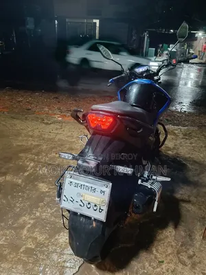 Hero Thriller 160R 2022 Blue
