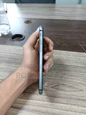 অ্যাপল আইফোন ৮ ৬৪ জিবি কালো