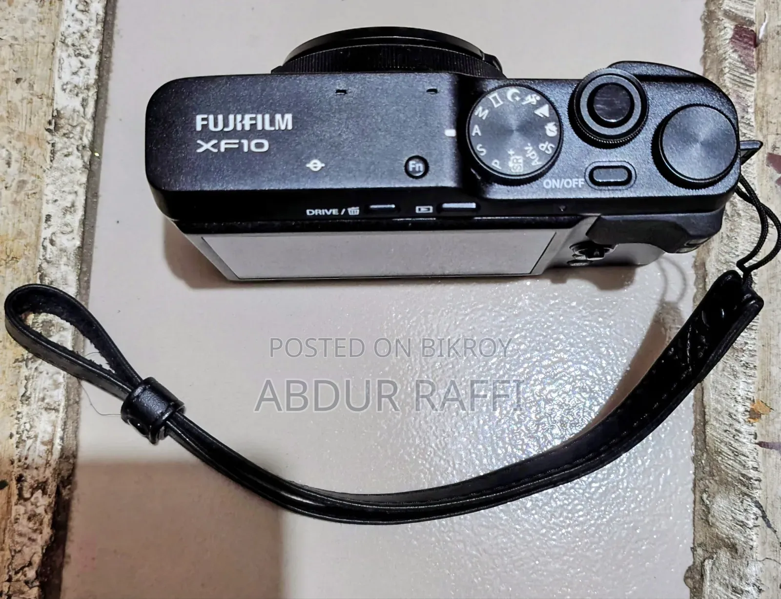 Fuji Xf10 Camera With Aps-C Sensor for Sale