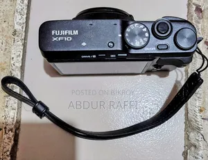 Fuji Xf10 ক্যামেরা উইথ Aps-C সেন্সর ফর সেল