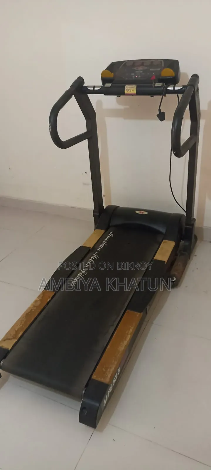 Motorized Treadmill. Made in Taiwan. 1.83 HP Continuous.