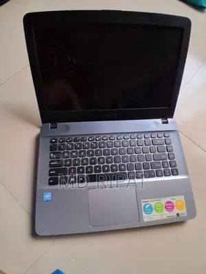 Laptop Asus ASUSPRO B9440UA 4GB Intel Core i3 HDD 500GB