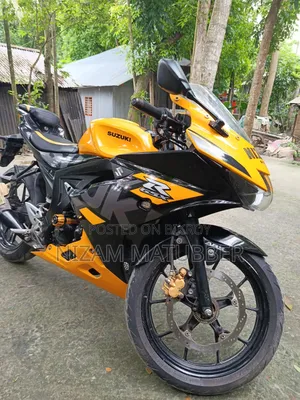 Suzuki GSX-R 2024 Yellow