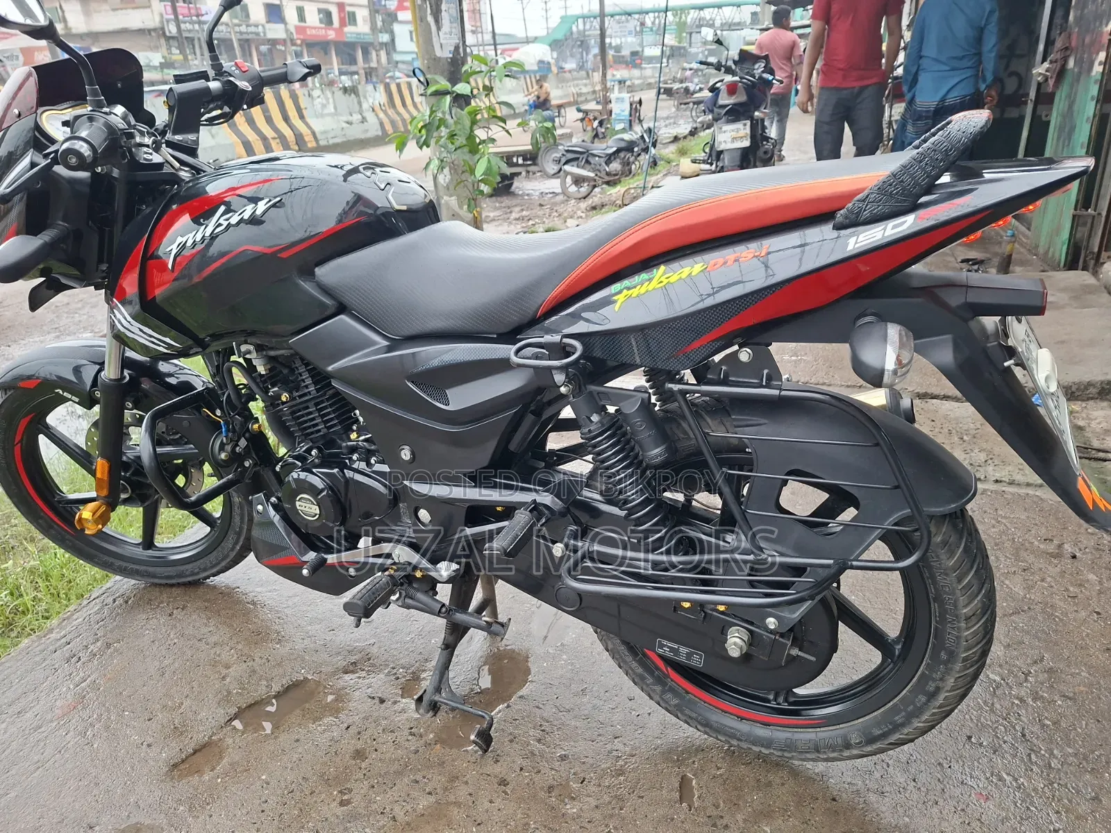 Bajaj Pulsar 150 2024 Black