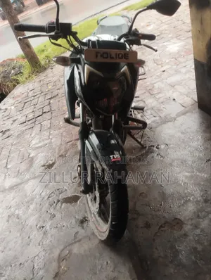 TVS Apache 160 4V 2022 Black