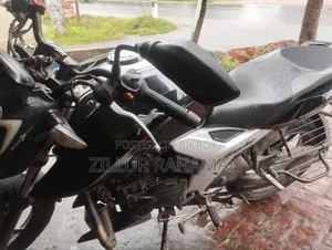 TVS Apache 160 4V 2022 Black