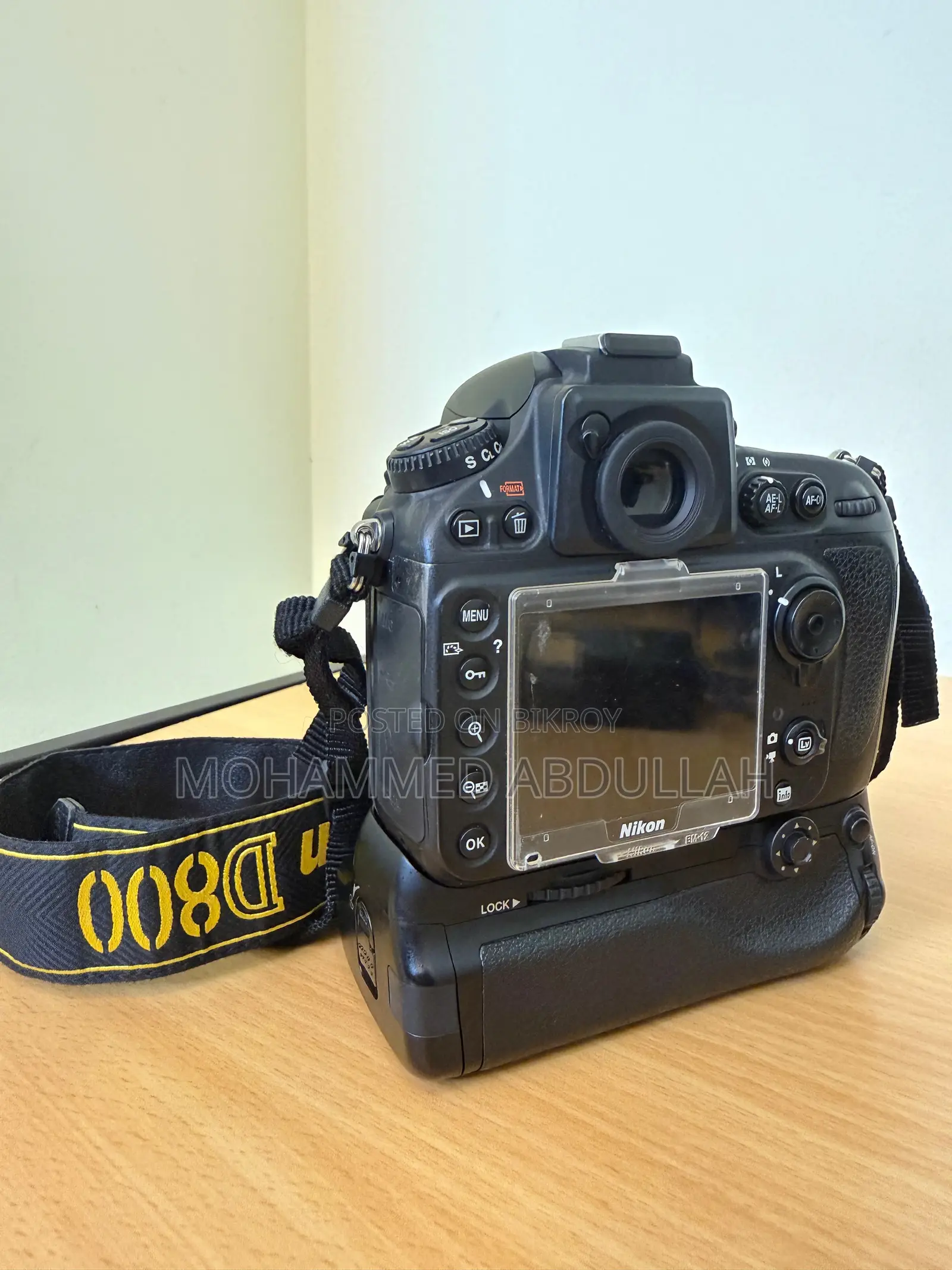 Nikon D800 (Sc: 23,088)