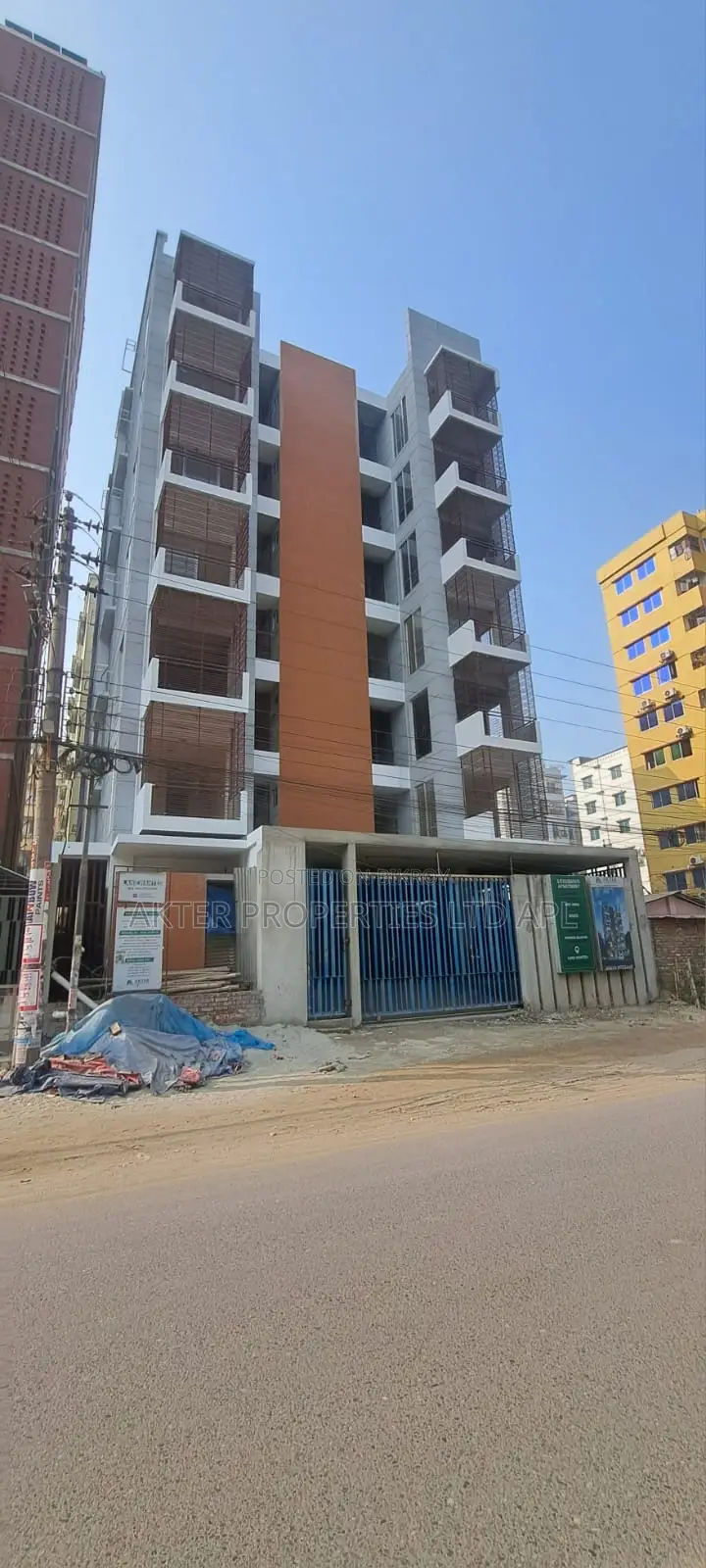আফতাব নগরে ৪ বেডরুমের অ্যাপার্টমেন্ট বিক্রির জন্য