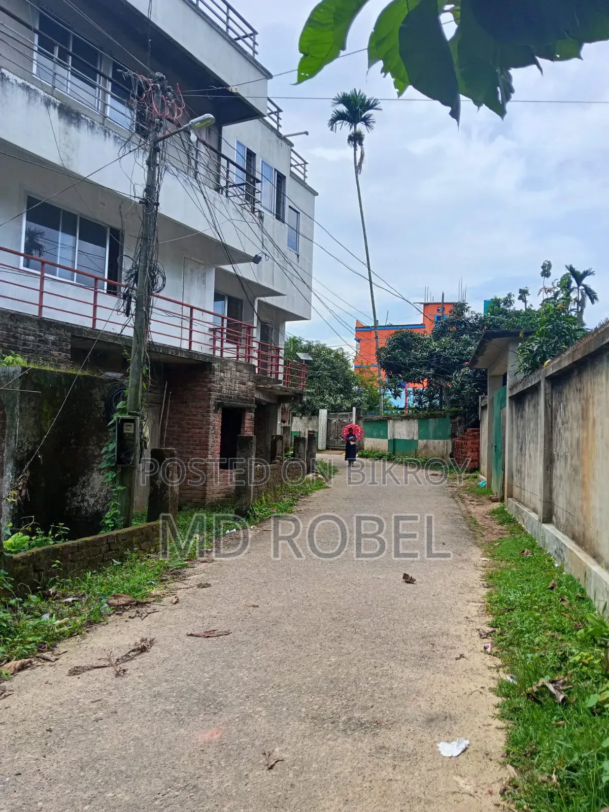১৮ শতক জমি ও বাড়ি বিক্রয়, বাড়ি সরকার