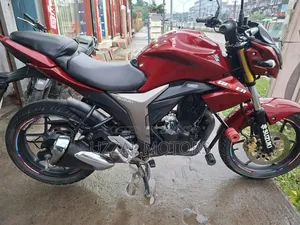 Suzuki Gixxer Monotone 2023 Red
