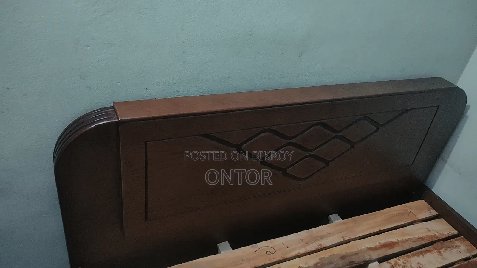 Oak Veneer Bed 5/7 Feet